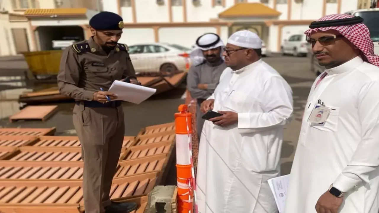 أضرار الأمطار في ينبع تتسبب في خسائر واسعة للمنازل والمحال التجارية